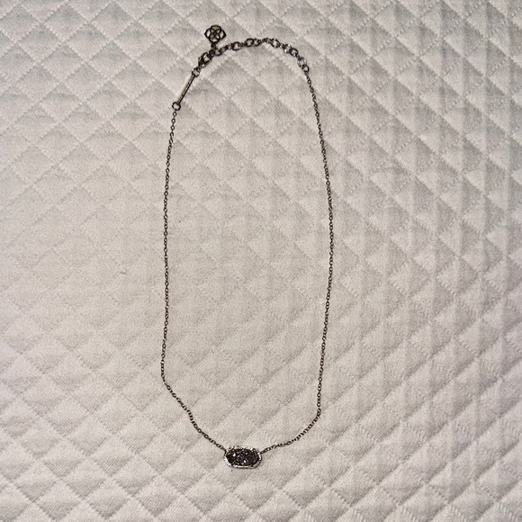 Kendra Scott Jewelry - Kendra Scott Elisa Necklace